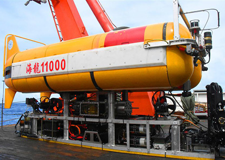 Le submersible chinois inhabit&eacute; "Hailong 11000" ach&egrave;ve son premier essai en mer