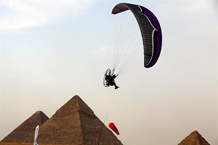 Egypte : festival des sports aériens au Caire