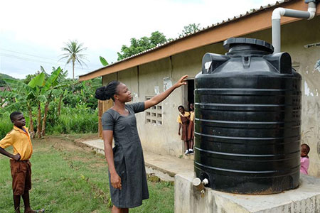 Ghana : la Chine installe des pompes pour offrir de l'eau propre aux habitants ruraux