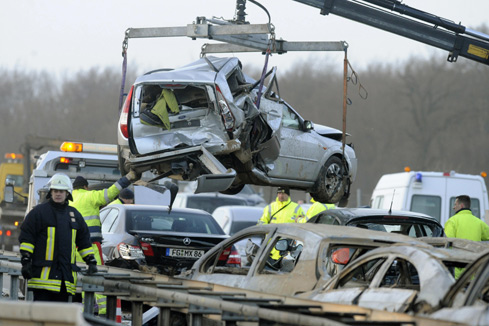 Allemagne: dix morts dans un carambolage sur une autoroute