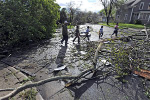 Tornades dans le centre des Etats-Unis : au moins 25 morts