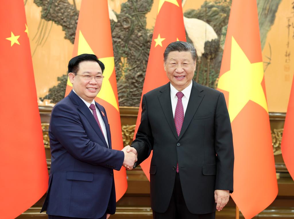Xi Jinping rencontre le président de l‘Assemblée nationale du Vietnam